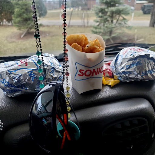 Fast Food Restaurant «Sonic Drive-In», reviews and photos, 29622 W Seven Mile Rd, Livonia, MI 48152, USA