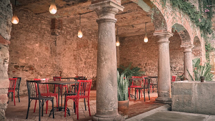 Restaurante Tacana - Callejon, 7 y Avenida 5 Poniente 502, De La 5 Pte., Centro histórico de Puebla, 72090 Puebla, Pue., Mexico
