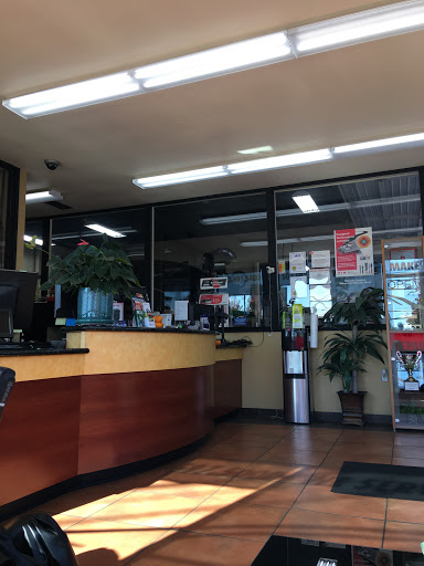 Mechanic «Canyon Auto Repair and Collision, Body and Paint», reviews and photos, 11643 SW Pacific Hwy, Tigard, OR 97223, USA