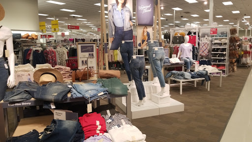 Department Store «Target», reviews and photos, 1 Mystic View Rd, Everett, MA 02149, USA