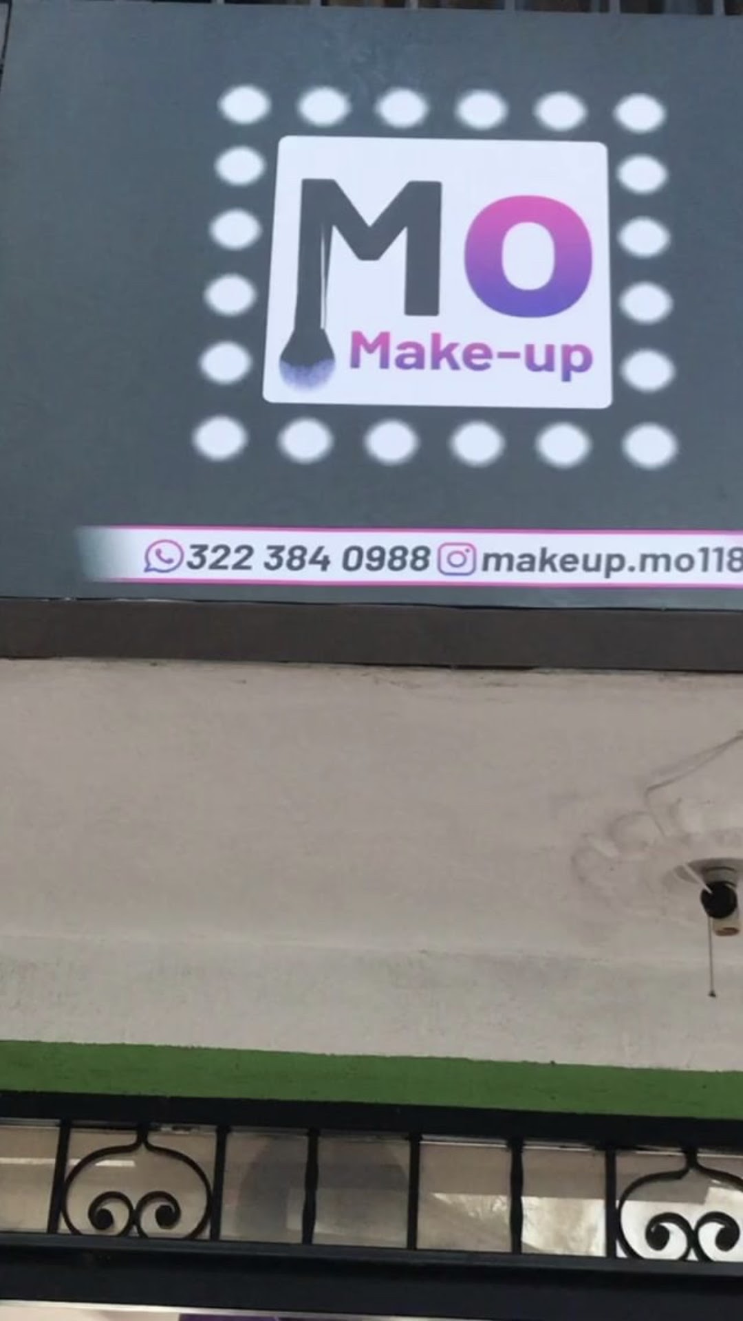 Makeup Mo