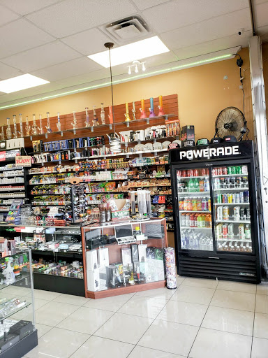 Vaporizer Store «V. World (Vape Shop, Vape, Vapor, Electronic Cigarette and E. Juice)», reviews and photos, 10030 W McDowell Rd #150, Avondale, AZ 85392, USA