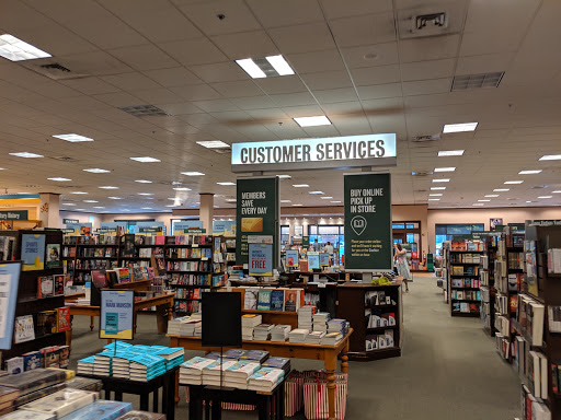 Book Store «Barnes & Noble», reviews and photos, 1716 Towne Centre Way, Mt Pleasant, SC 29464, USA