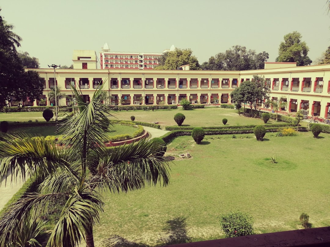 Limbdi Hostel