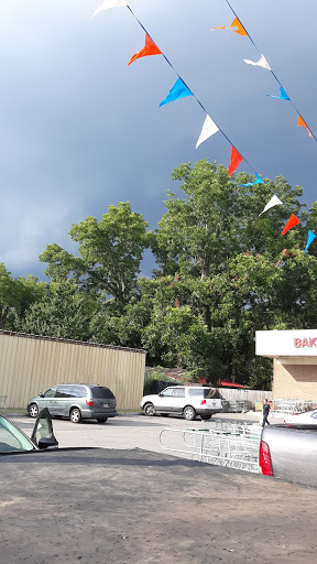 Grocery Store «Harveys Supermarket», reviews and photos, 75 S Valdosta Rd, Lakeland, GA 31635, USA