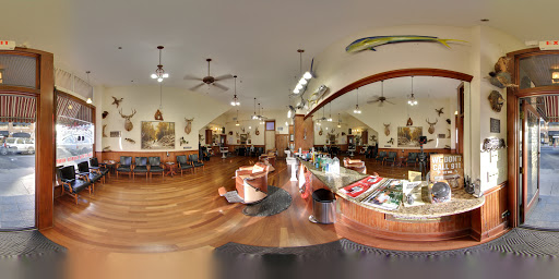 Barber Shop «Lake Eustis Barber Shop», reviews and photos, 108 N Bay St, Eustis, FL 32726, USA