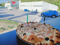 Pizza du Pizzas à emporter Le kiosque à pizzas MEULAN TESSANCOURT à Tessancourt-sur-Aubette - n°3