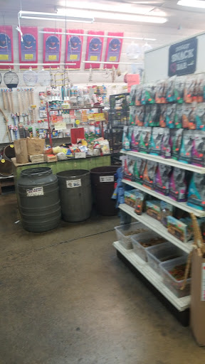 Animal Feed Store «Farmers Feed & Pet Supply», reviews and photos, 1302 E Miner Ave, Stockton, CA 95205, USA