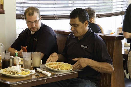 Used Car Dealer «Sign It Drive It», reviews and photos, 809 S Woodrow Ln, Denton, TX 76205, USA