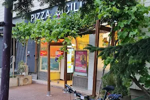 Pizza Siciliana image