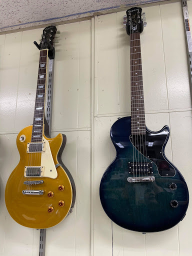 Pawn Shop «family pawn», reviews and photos, 461 Main St, Springfield, MA 01105, USA