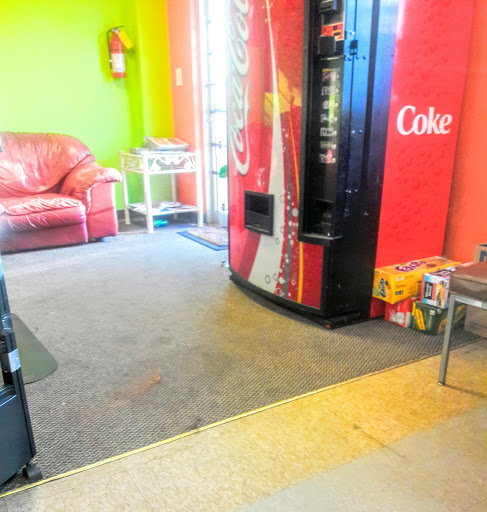 Beauty Salon «Bonita Dominican Style Beauty Salon», reviews and photos, 2420 Candler Rd, Decatur, GA 30032, USA