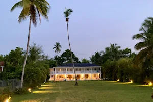 Casa Blanca Luxury Staffed Beach Villa with a View image