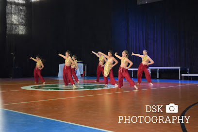 Fit En Xorw - School of Acrobatic Dance