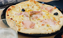 Pizza du Restaurant italien Bella Cucina à Bormes-les-Mimosas - n°8