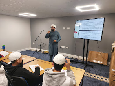 Faizan-e-Madinah Education Centre (Dewsbury) John St, Ravensthorpe, Dewsbury WF13 3LE, United Kingdom