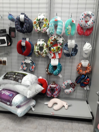 Clothing Store «Burlington Coat Factory», reviews and photos, 6120 Northwest Hwy, Crystal Lake, IL 60014, USA