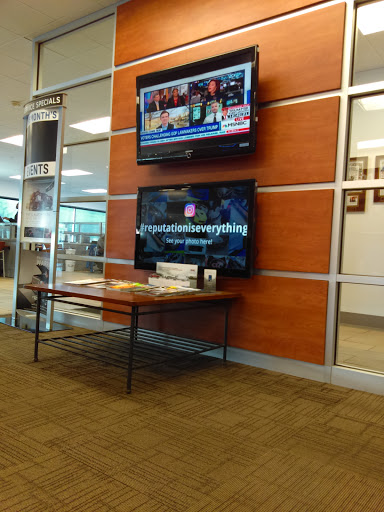 Car Dealer «Sellers Buick GMC», reviews and photos, 38000 Grand River Ave, Farmington, MI 48335, USA