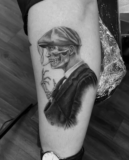 Tattoo Shop «3rd Street Tattoo», reviews and photos, 331 Pacific Coast Hwy, Hermosa Beach, CA 90254, USA