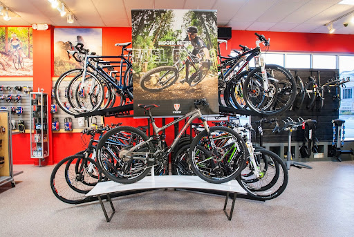 Bicycle Store «Trek Bicycle Store», reviews and photos, 639 Ogden Ave, Downers Grove, IL 60515, USA