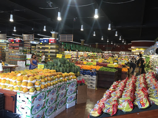 Supermarket «Golden Farms», reviews and photos, 10116 77th St, Jamaica, NY 11416, USA