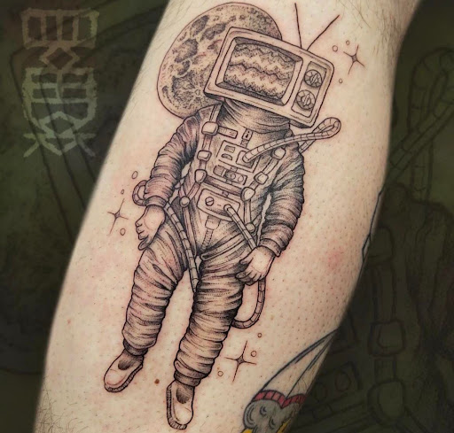 Explore insane tattoo ideas, creative tattoo ideas in Carpentersville, available at Electric Tattoo Parlor and Tattoo Removal