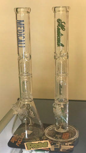 Tobacco Shop «FunkyPiece Smoke Shop & Glass Gallery», reviews and photos, 2116 18th St NW, Washington, DC 20009, USA