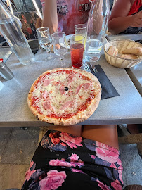 Pizza du Restaurant Les Capucins à Aigues-Mortes - n°3