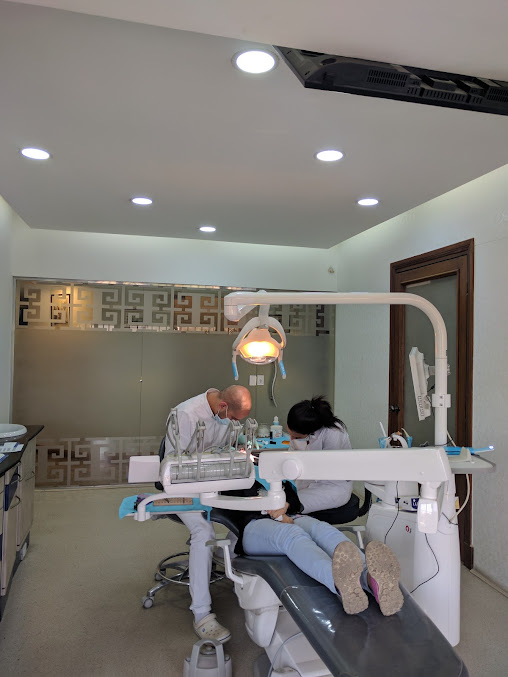 Abu Ghanima Dental Clinic - Abu Ghanima Dental Clinic