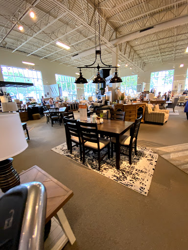 Furniture Store «Ashley HomeStore», reviews and photos, 2615 Vildibil Dr, Brandon, FL 33510, USA