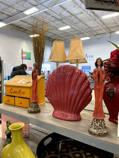 Thrift Store «2nd Ave Value Stores», reviews and photos, 163 Franklin Mills Blvd, Philadelphia, PA 19154, USA