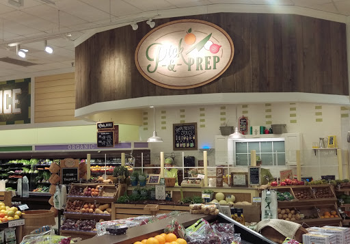 Grocery Store «Lowes Foods on Brier Creek Pkwy», reviews and photos, 8100 Brier Creek Pkwy, Raleigh, NC 27617, USA
