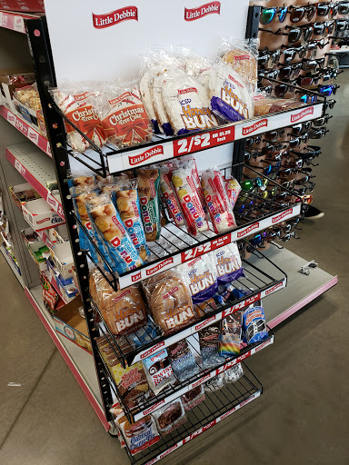 Convenience Store «Kum & Go», reviews and photos, 1605 E Kearney St, Springfield, MO 65803, USA