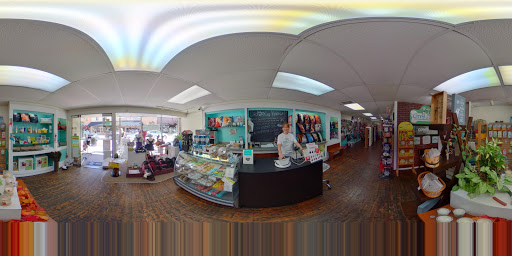 Pet Supply Store «Grrs & Purrs», reviews and photos, 116 N Woodland Blvd, DeLand, FL 32720, USA