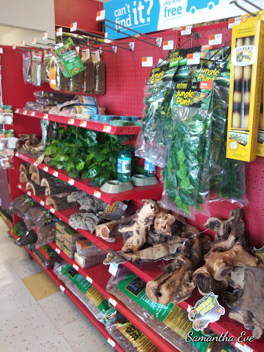 Pet Supply Store «Petco Animal Supplies», reviews and photos, 48 Watertower Plaza, Leominster, MA 01453, USA