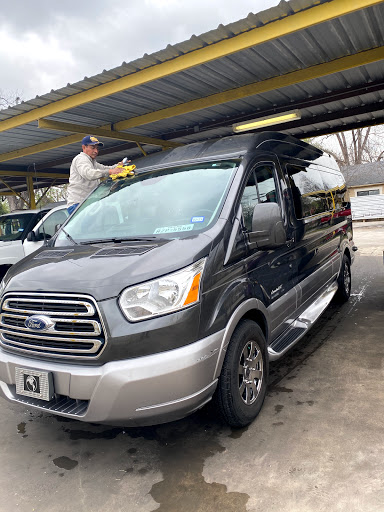 Car Wash «Acapulco Hand And Car Wash», reviews and photos, 1120 N Zarzamora, San Antonio, TX 78207, USA