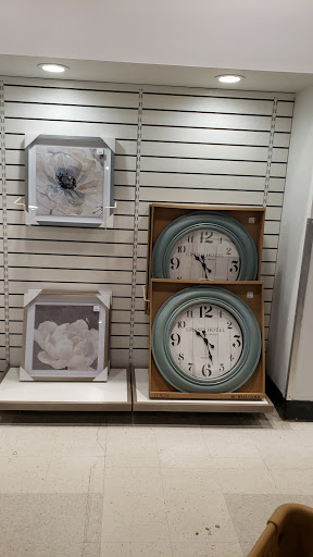 Department Store «T.J. Maxx & HomeGoods», reviews and photos, 717 Boardman Poland Rd, Youngstown, OH 44512, USA