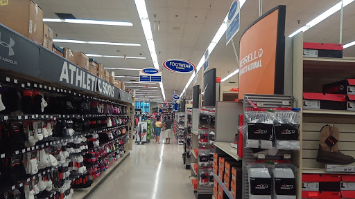 Sporting Goods Store «Academy Sports + Outdoors», reviews and photos, 7513 N Interstate Hwy 35, Austin, TX 78752, USA