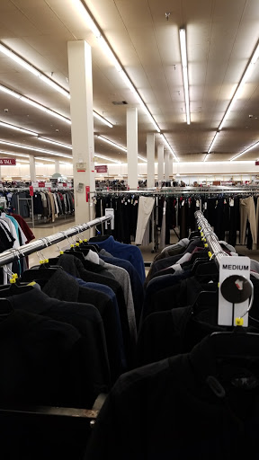 Clothing Store «Burlington Coat Factory», reviews and photos, 8225 E Kellogg Dr, Wichita, KS 67207, USA