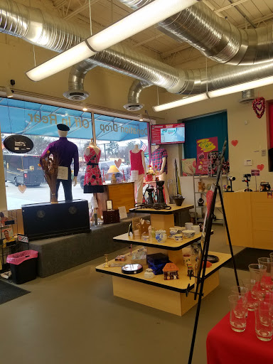 Thrift Store «Out Of The Closet Thrift Store», reviews and photos, 1858 Cheshire Bridge Rd NE, Atlanta, GA 30324, USA