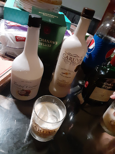 Wine Store «Total Wine & More», reviews and photos, 2325 S Stemmons Fwy, Lewisville, TX 75067, USA