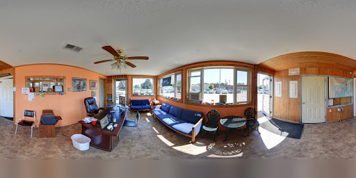 Used Car Dealer «Capital Auto Clinic», reviews and photos, 2412 Packers Ave, Madison, WI 53704, USA