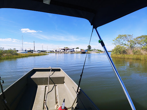 Seafood Market «Bill Forrest Seafood», reviews and photos, 287 Messick Rd, Poquoson, VA 23662, USA
