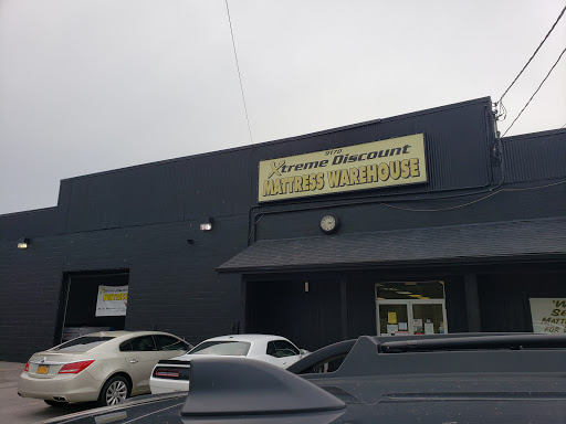 Xtreme Discount Mattress Warehouse, 9170 Transit Rd, East Amherst, NY 14051, USA, 