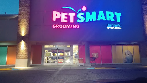 Pet Supply Store «PetSmart», reviews and photos, 5857 NJ-42, Turnersville, NJ 08012, USA