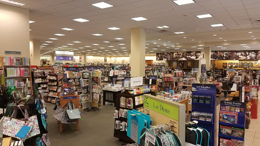 Book Store «Barnes & Noble», reviews and photos, 14572 SW 5th St, Pembroke Pines, FL 33027, USA