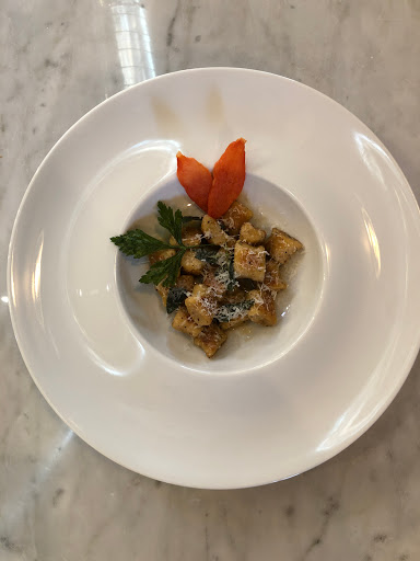 Wine Store «Duke of Bourbon - Rare Wine & Liquor Store», reviews and photos, 31143 Via Colinas, Westlake Village, CA 91362, USA