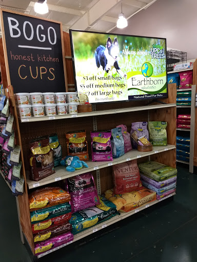 Pet Supply Store «Rucker Horse & Pet», reviews and photos, 3540 Keith Bridge Rd, Cumming, GA 30041, USA