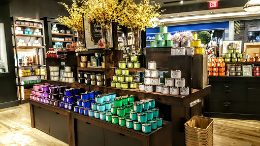 Shopping Mall «Jefferson Mall», reviews and photos, 4801 Outer Loop, Louisville, KY 40219, USA