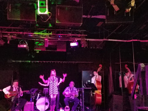 Night Club «The Embers Avenue», reviews and photos, 110 NW Broadway, Portland, OR 97209, USA